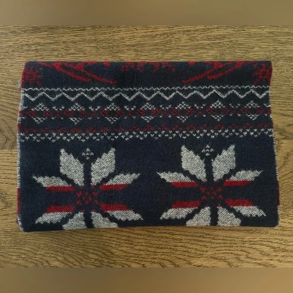 polo ralph lauren Snowflake Woven Jacquared Scarf - Picture 4 of 6